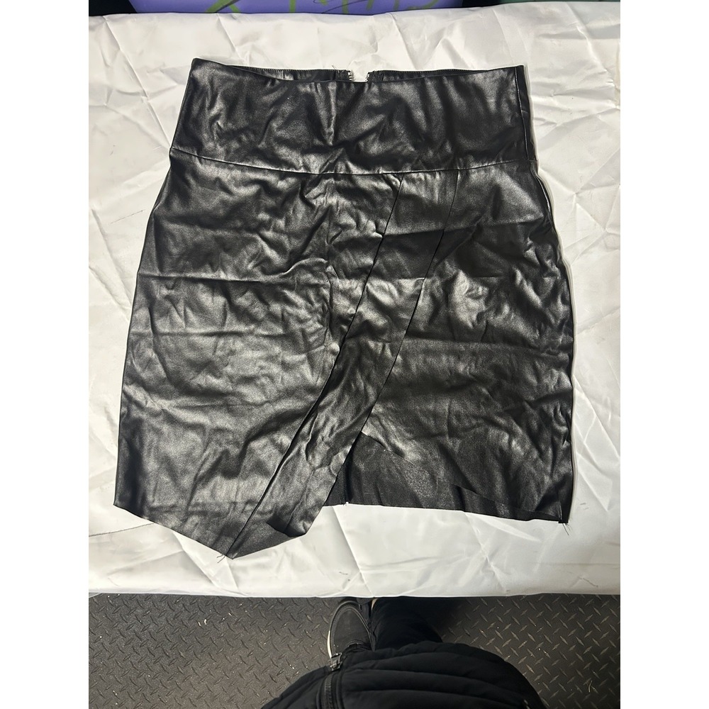 Women's Black Faux Leather Skirt Wrap Style High Waist Size M‎